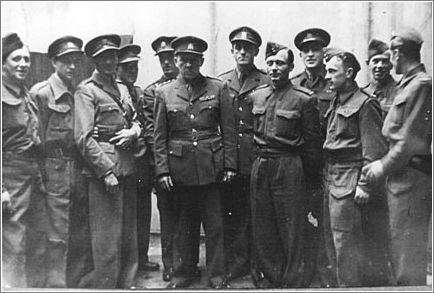 Staff Sergeants Jan Kubis and Josef Gabcik in London in December 1941 before their flight on Operation ANTHROPOID